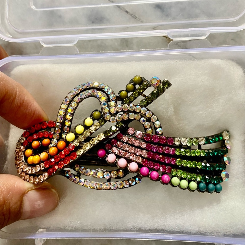 Beautiful women multicolur stones hair clip